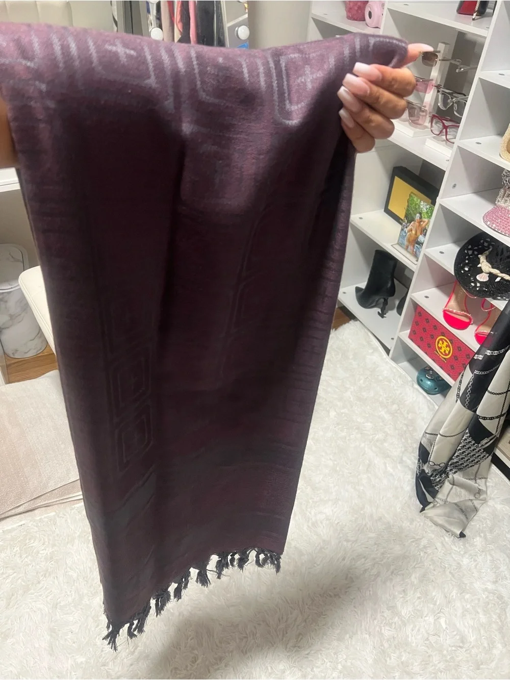 Plum Patterned Tassel Throw Scarf - Premium Home Accent
